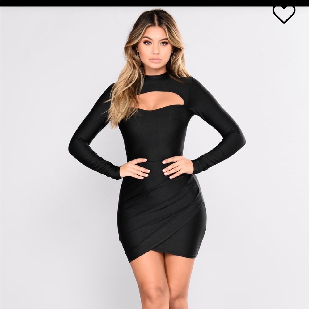 1X BRAND NEW✨ BLACK FASHION NOVA DRESS🖤